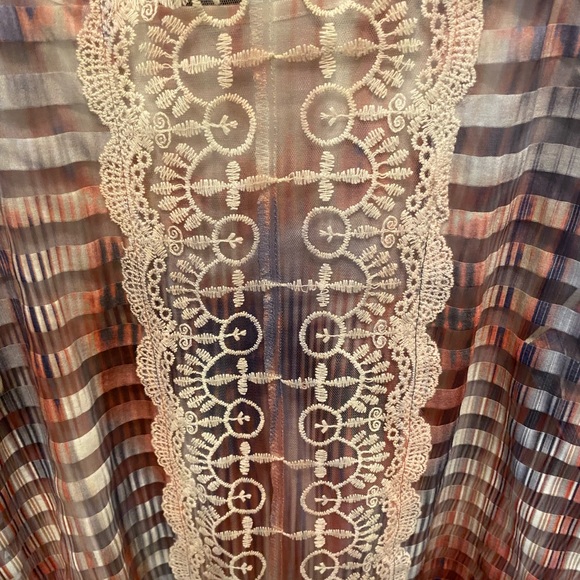 live and let live 2 pc set Ombre Sheer Stripe & Lace Top with Matching Tank XL - Picture 4 of 11